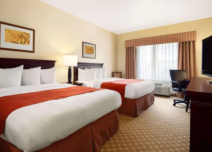 Country Inn & Suites By Radisson, Clinton, Ia